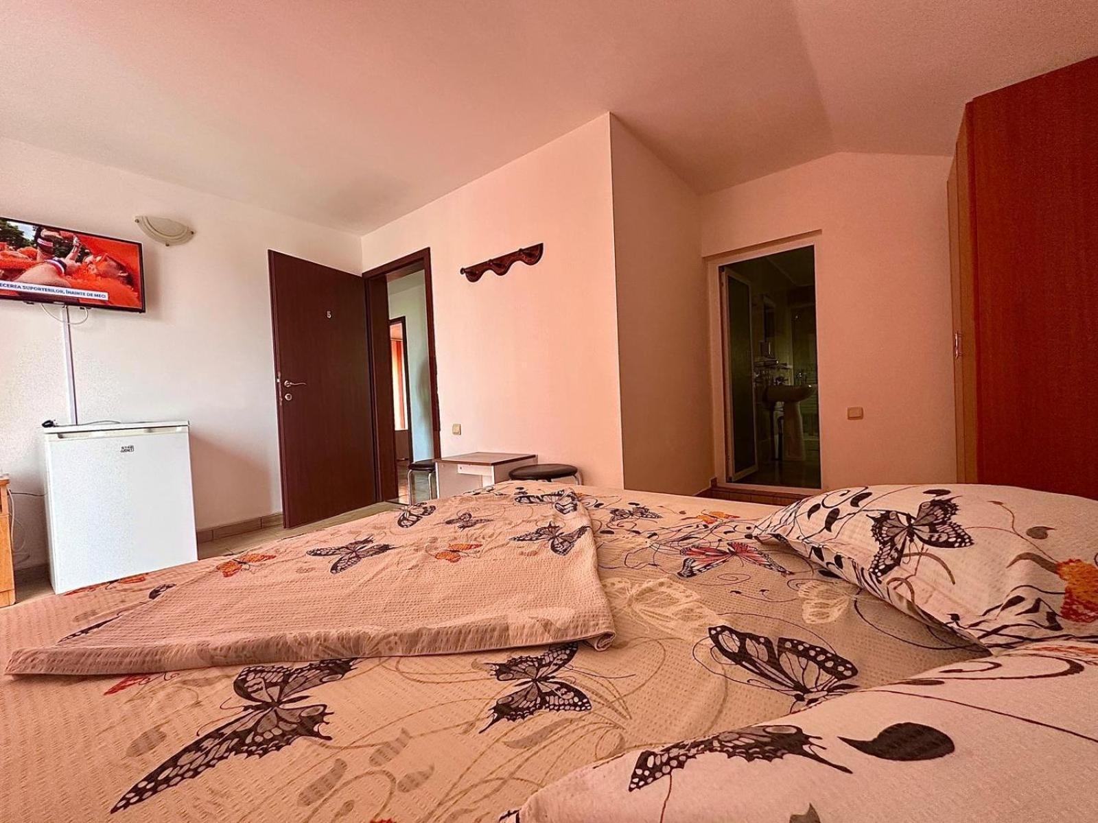 Vila Lucy Costinesti Hotell Exteriör bild