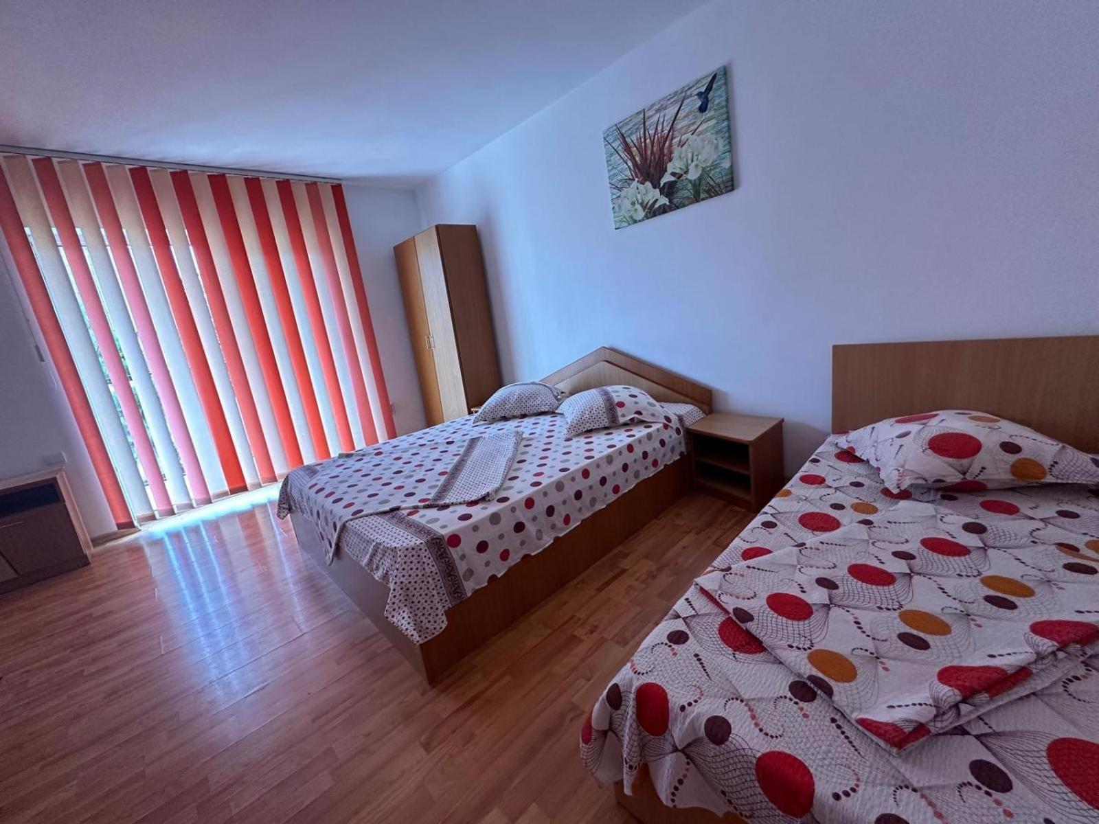 Vila Lucy Costinesti Hotell Exteriör bild